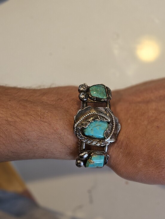 Navajo Jewelry - Old Pawn Navajo Turquoise Sterling Silver Leaf Cuff Bracelet Fred Harvey Era